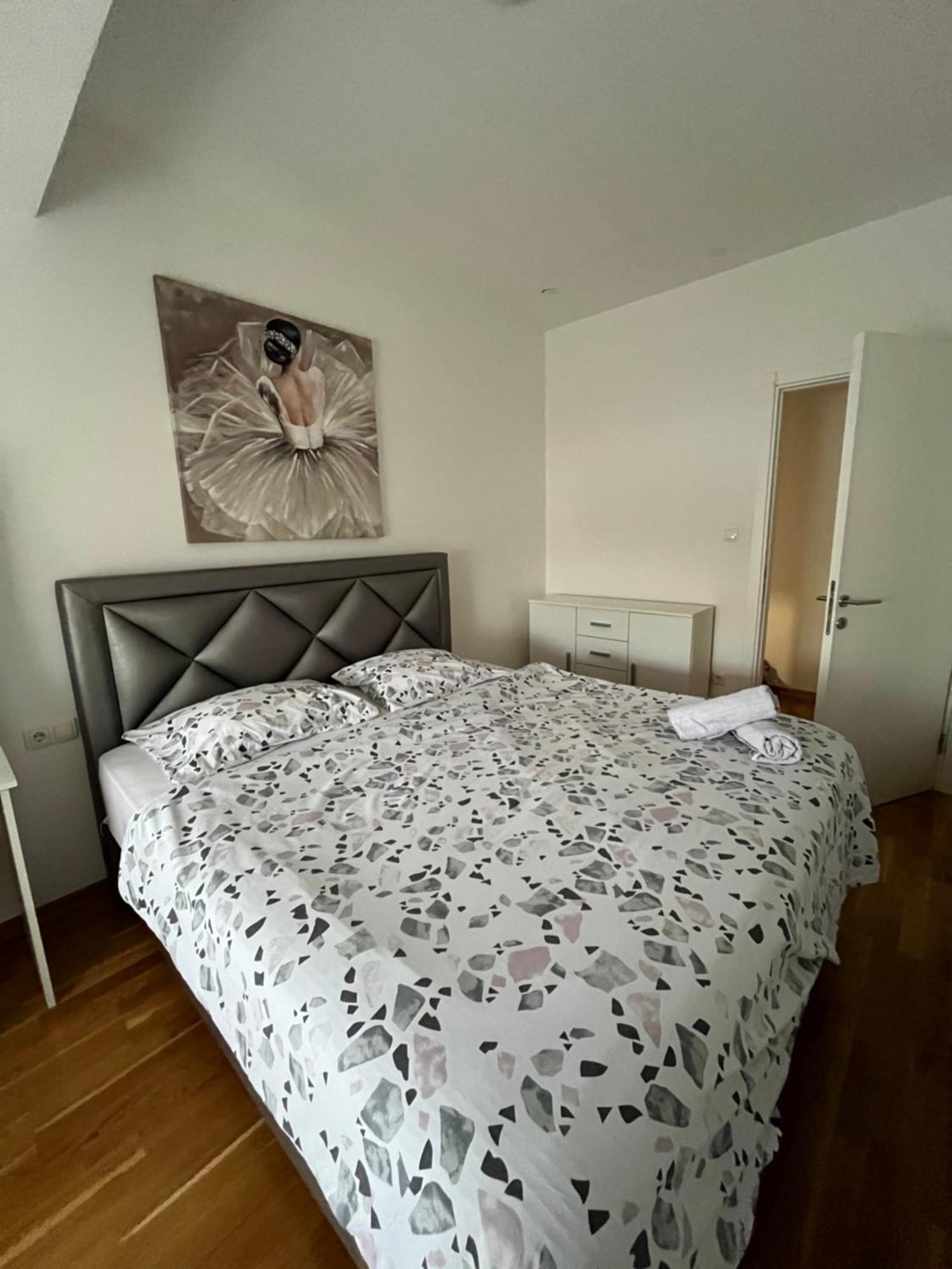 Apartman Masa Баня-Лука Экстерьер фото